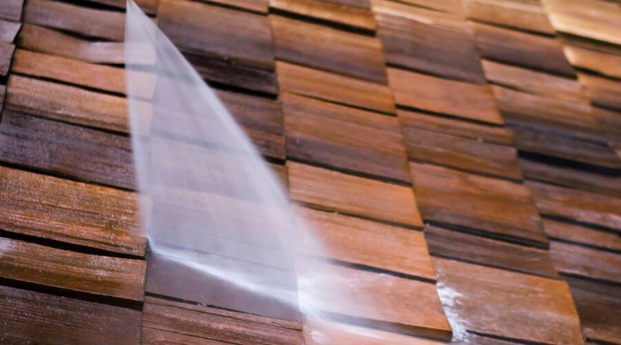 Professional gutter cleaning in Inglewood, CA